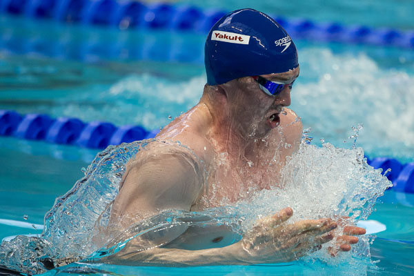 Ross Murdoch surged from lane 8 to take 100m breaststroke bronze. Pic: Simone Castrovillari